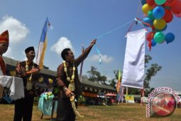 LEPAS BALON BERHADIAH