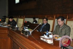 Paripurna XIII Sahkan Empat Perda