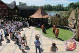 Taman mini Indonesia di Floriade Venlo Belanda