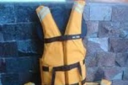 "Speedboat" Tanpa Perlengkapan Baju Pelampung Dilarang Berlayar