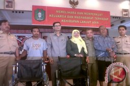 850 Lansia Kalbar dapat Jaminan Sosial