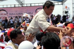 Pendukung Prabowo Uji Materi UU Pilpres Ke MK