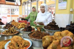 Nasi kapau di pesta rakyat Nottingham
