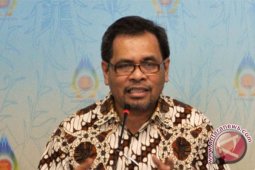 Vodka, cinta dan bunga buat dubes Djauhari