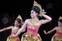 GADUNG KASTURI