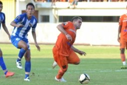 Kalahkan PSPS