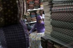 PENJUALAN PRODUK TEKSTIL