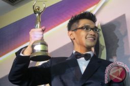 Afgan Raih Tiga Penghargaan AMI Awards
