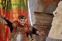TOPENG KREASI
