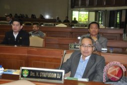 Komisi II Panggil Perusda MBS Terkait Supermal