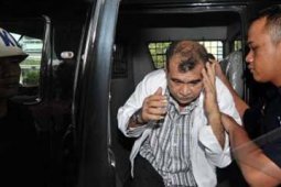 WARGA MALAYSIA DIPERIKSA KPK