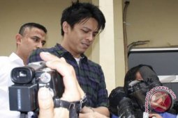 Bebas Bersyarat, Ariel Wajib Lapor Sebulan Sekali