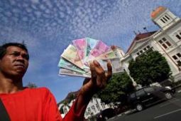 JASA PENUKARAN UANG