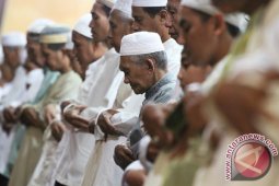 SALAT TARAWIH PERTAMA
