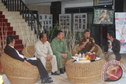 TALK SHOW