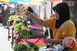 PENJUAL KEMBANG MENJAMUR