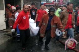 Pasutri Dengan Dua Anak Tewas Terbakar