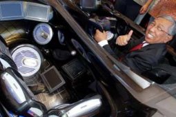 MOBIL LISTRIK
