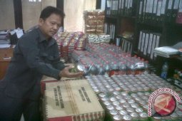 BBPOM Pontianak Sita Minuman-makanan Ringan Ilegal  dan Kadaluarsa