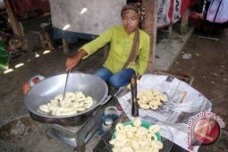 Tabalong Kembangkan  Ubi Kayu