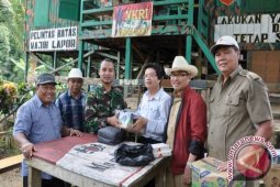 Rakyat Sejahtera,  Tugas TNI Ringan