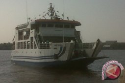 Aktivitas Bongkar Muat Di Pelabuhan Sintete Sambas Meningkat