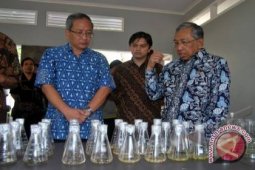 Kemristek  Cari Pengganti BBM