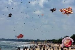 Lagi, Lomba Layang-Layang Bawa Korban