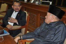 Rancangan P-APBD 2012