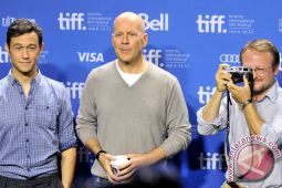 Rian Johnson, Janelle Monae ceritakan keseruan di balik "Glass Onion"