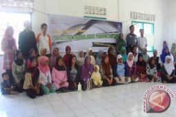 Rumah Sabut Indonesia Latih Diversifikasi Produk Kelapa