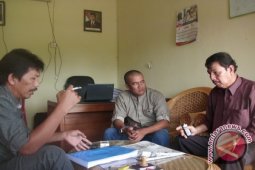 KPU Mukomuko : baru delapan parpol serahkan berkas