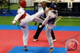 Atlet Taekwondo Kalbar Latihan Ringan Jelang Tanding
