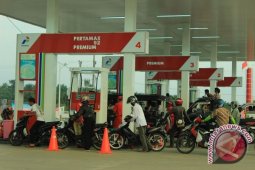 Bensin naik jadi Rp6.500, solar Rp5.500 per liter