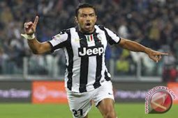 Dua gol Quagliarella beri kemenangan pada Juventus