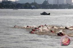 Lomba Berenang Jadi Unggulan Festival Mahakam
