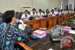 DOKTER MAGANG