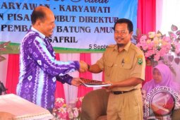 PISAH SAMBUT DIREKTUR
