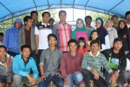 Bertemu masyarakat