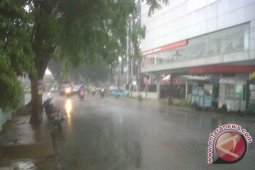 Kota Pontianak Mulai Diguyur Hujan