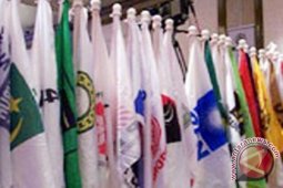 Banjar Atur Atribut Parpol