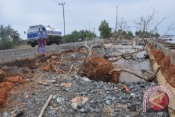 Wilayah Timur Kotabaru Terkena Abrasi
