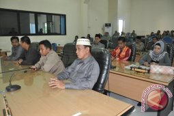 Fraksi DPRD HST Sarankan Penggantian Sekda