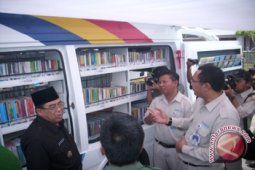 Wabup Paser Buka  'Road Show' Pameran Buku