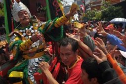 KIRAB BUDAYA TIONG HOA