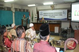 Tokoh Masyarakat Diharapkan Mampu Meyakinkan Program KB
