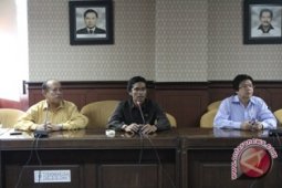 Dewan Minta Pengelola Pasar Segiri Dua Tak Gusur Lapak Pedagang