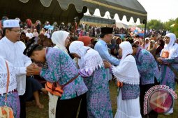 BERANGKATKAN CALHAJ