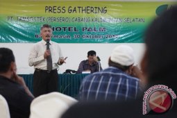 TINGKATKAN LAYANAN JAMSOSTEK