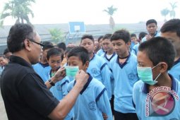 LINDUNGI SISWA